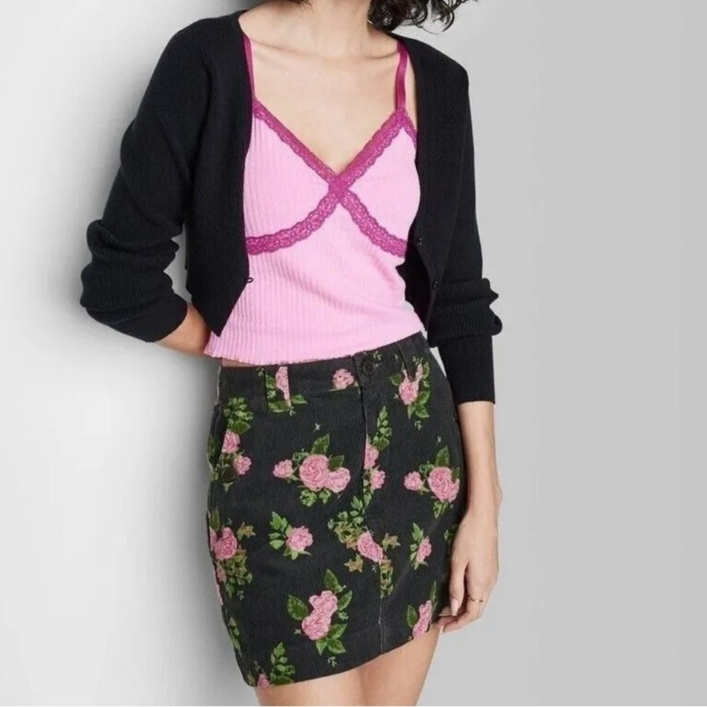 5/$25 Wild Fable Black Floral Mini Skirt - Picture 3 of 4